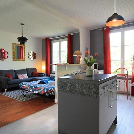 Disponible - Appartement Entier - Ligne H 15Mn Paris-Gare Du Nord, Parking Rue Gratuit, 4 Pers, Station De Train En Face Toutes Les 15Mn, Hippodrome, Cdfas, Universite, Borne Electrique, 1Er Etage Eaubonne Kültér fotó