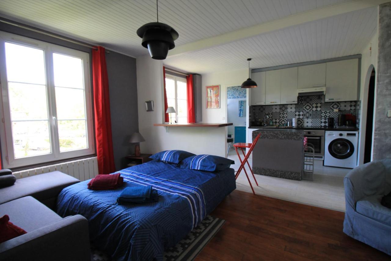 Disponible - Appartement Entier - Ligne H 15Mn Paris-Gare Du Nord, Parking Rue Gratuit, 4 Pers, Station De Train En Face Toutes Les 15Mn, Hippodrome, Cdfas, Universite, Borne Electrique, 1Er Etage Eaubonne Kültér fotó