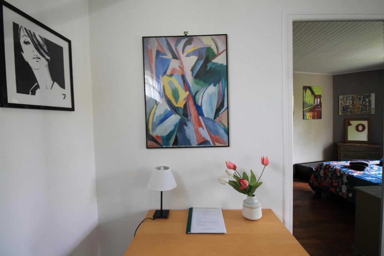 Disponible - Appartement Entier - Ligne H 15Mn Paris-Gare Du Nord, Parking Rue Gratuit, 4 Pers, Station De Train En Face Toutes Les 15Mn, Hippodrome, Cdfas, Universite, Borne Electrique, 1Er Etage Eaubonne Kültér fotó