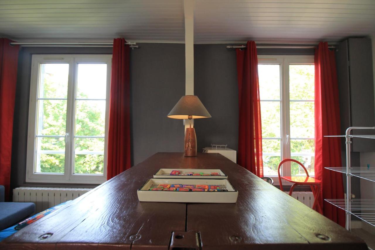 Disponible - Appartement Entier - Ligne H 15Mn Paris-Gare Du Nord, Parking Rue Gratuit, 4 Pers, Station De Train En Face Toutes Les 15Mn, Hippodrome, Cdfas, Universite, Borne Electrique, 1Er Etage Eaubonne Kültér fotó