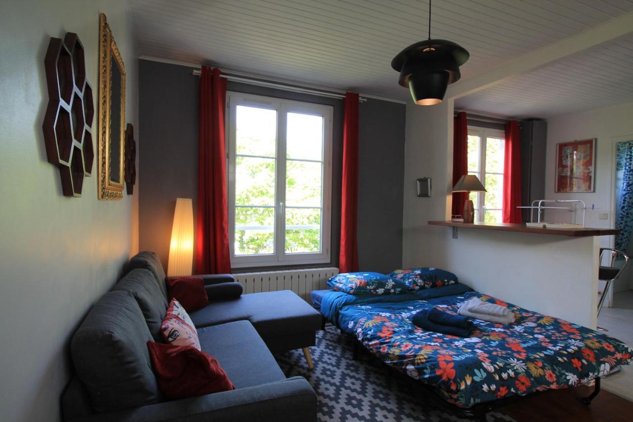 Disponible - Appartement Entier - Ligne H 15Mn Paris-Gare Du Nord, Parking Rue Gratuit, 4 Pers, Station De Train En Face Toutes Les 15Mn, Hippodrome, Cdfas, Universite, Borne Electrique, 1Er Etage Eaubonne Kültér fotó