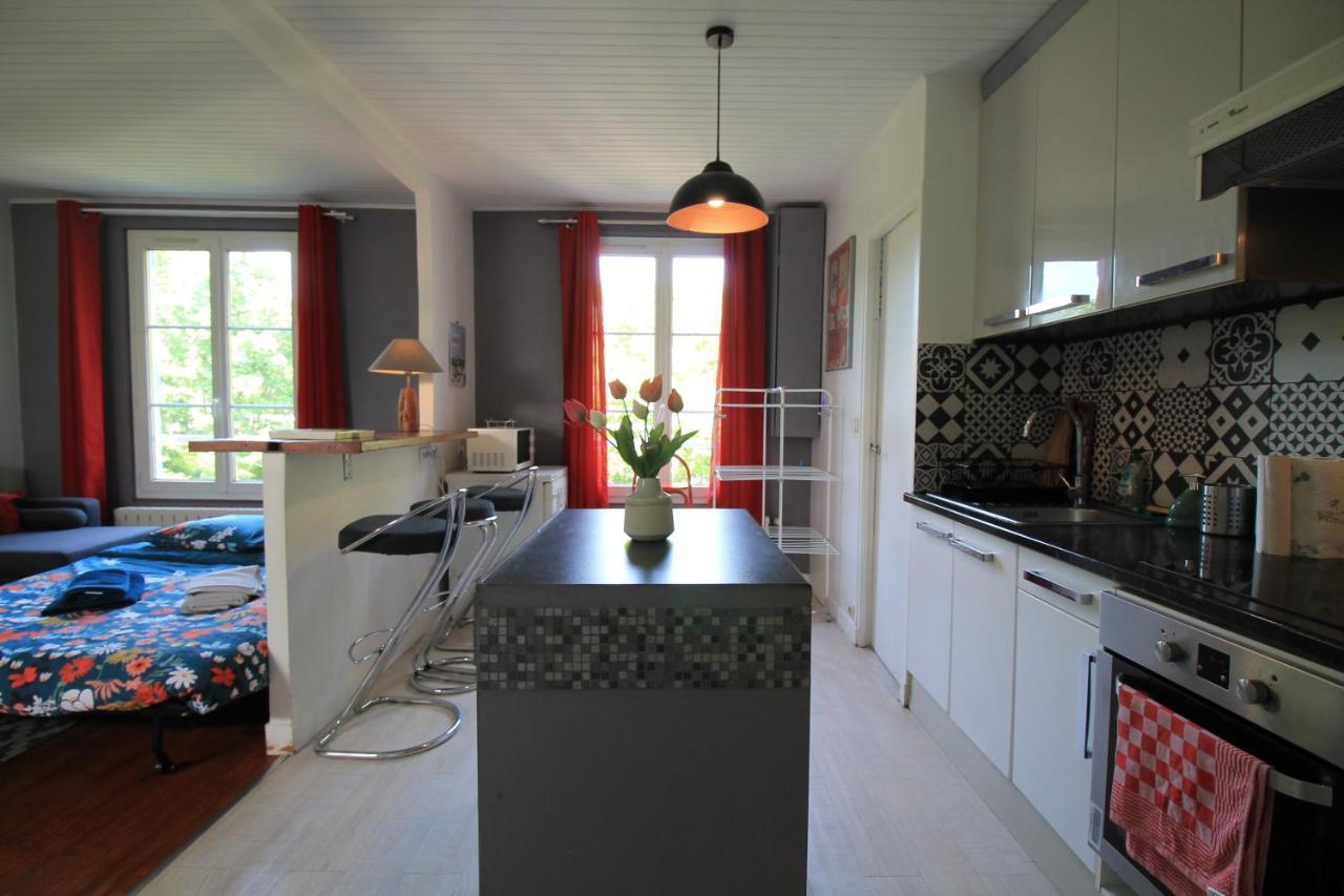 Disponible - Appartement Entier - Ligne H 15Mn Paris-Gare Du Nord, Parking Rue Gratuit, 4 Pers, Station De Train En Face Toutes Les 15Mn, Hippodrome, Cdfas, Universite, Borne Electrique, 1Er Etage Eaubonne Kültér fotó