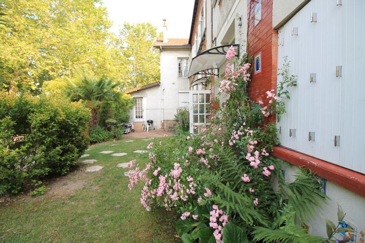 Disponible - Appartement Entier - Ligne H 15Mn Paris-Gare Du Nord, Parking Rue Gratuit, 4 Pers, Station De Train En Face Toutes Les 15Mn, Hippodrome, Cdfas, Universite, Borne Electrique, 1Er Etage Eaubonne Kültér fotó